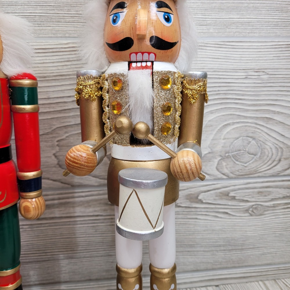 3 Nutcracker Figurines Wood Christmas Decor King Soldier Drummer - Picture 13 of 15